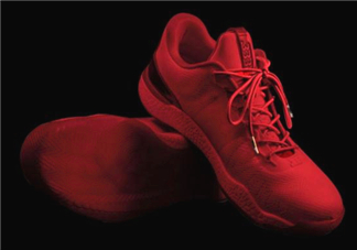 big baller brand zo2獨(dú)立日配色多少錢？球哥簽名鞋官網(wǎng)價格