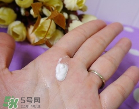 9wishes VB素顏霜怎么樣？9wishes VB爆水素顏霜怎么用