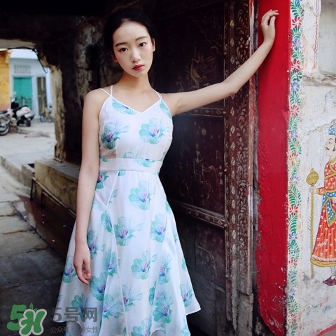 8月份去三亞穿什么？八月份去三亞穿什么衣服？