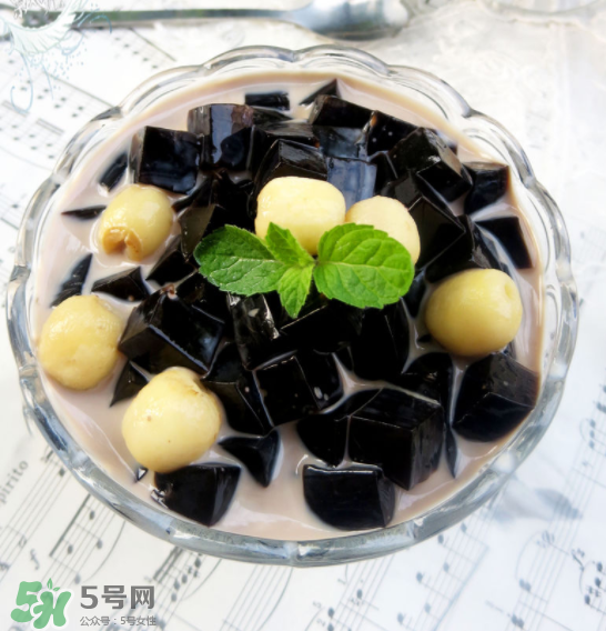 兒童能吃龜苓膏嗎？龜苓膏小孩能吃嗎？