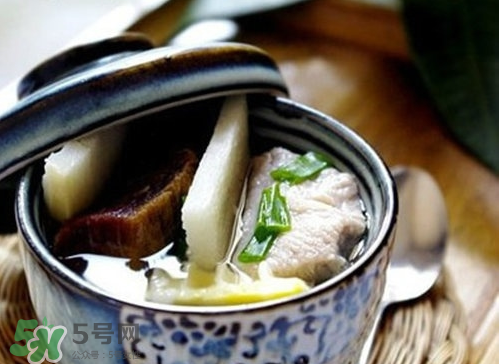 榴蓮殼燉排骨殼能吃嗎？榴蓮殼燉排骨什么味道？