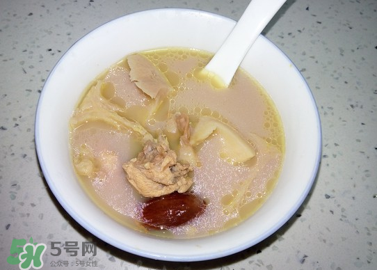 榴蓮殼煲雞湯殼能吃嗎？榴蓮殼煲雞湯殼好喝嗎？