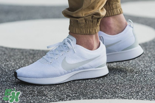 nike dualtone racer多少錢？耐克dualtone racer跑鞋價格