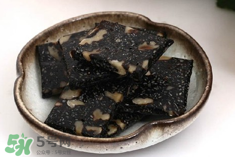 哺乳期吃阿膠對寶寶有影響嗎？哺乳期能不能吃阿膠？