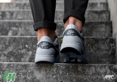 asphalt gold與耐克air max 1聯(lián)名多少錢？為什么這么貴？