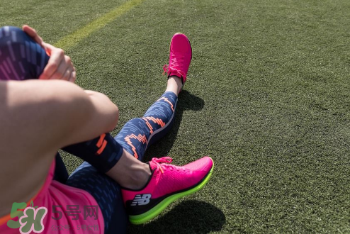 new balance fuelcell跑鞋腳感怎么樣_值得買嗎？