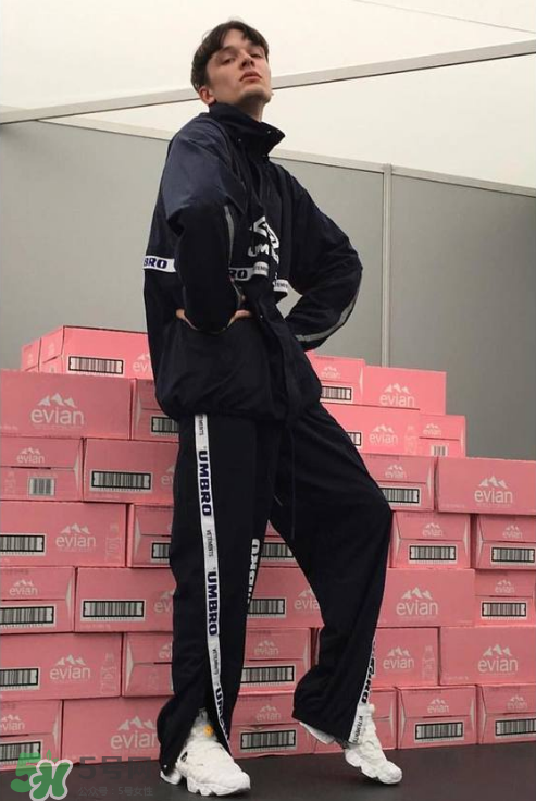 vetements與umbro2018春夏聯名系列怎么樣_好看嗎？