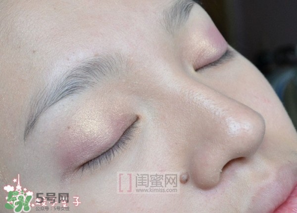 nars吉隆坡眼影怎么畫？nars吉隆坡雙色眼影畫法圖解