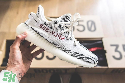 adidas yeezy 350 v2 boost zebra白斑馬市場價多少錢？