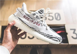 adidas yeezy 350 v2 boost zebra白斑馬市場價多少錢？