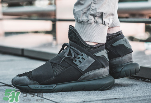 y-3 qasa high 2017上腳效果怎么樣？y-3跑鞋2017上腳好看嗎？