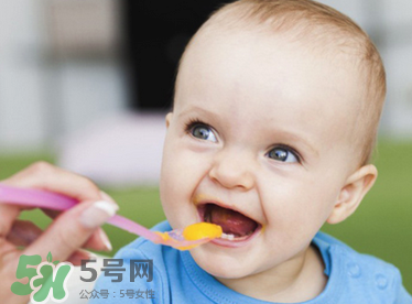 輔食添加過(guò)早的危害？為什么不能過(guò)早的添加輔食？