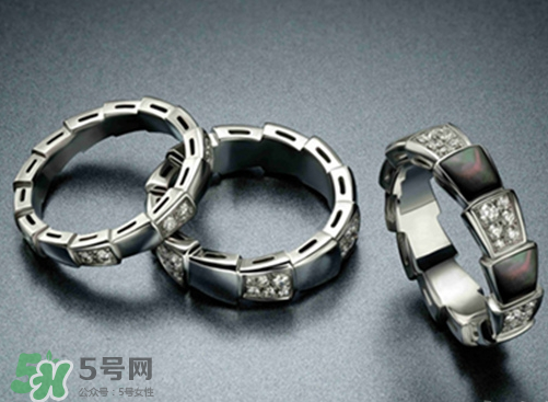 寶格麗靈蛇之戒是什么材質(zhì)？寶格麗蛇形戒指是金的嗎？