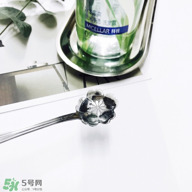 飄柔微米凈透系列綠色和紅色區(qū)別？飄柔微米凈透系列怎么用