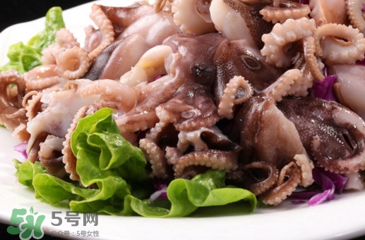 八爪魚頭里面的能吃嗎？八爪魚的墨汁可以吃嗎