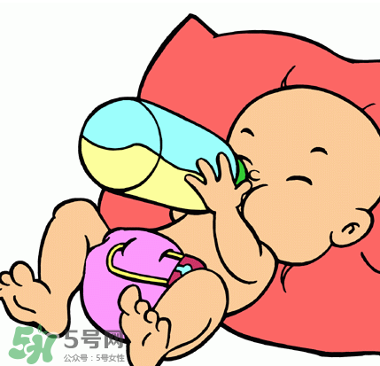 嬰兒吐奶有黃水怎么辦？嬰兒吐奶會(huì)吐黃水嗎？