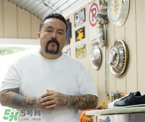 mister cartoon與nike cortez45周年聯(lián)名鞋子多少錢？