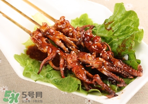 鐵板魷魚一串成本多少？魷魚怎么做好吃