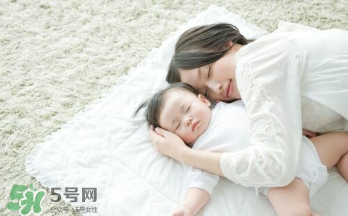 戒夜奶的最佳時(shí)間 幾個(gè)月戒夜奶最好？