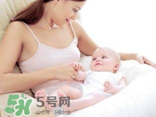 三伏天坐月子可以洗澡嗎？三伏天坐月子可以穿短袖嗎？