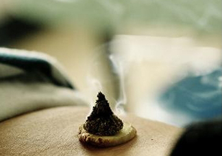 三伏貼和三伏灸哪個(gè)效果好？三伏貼和三伏灸對(duì)比