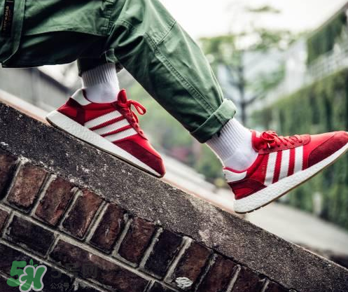 adidas iniki runner怎么樣？阿迪達斯iniki評測