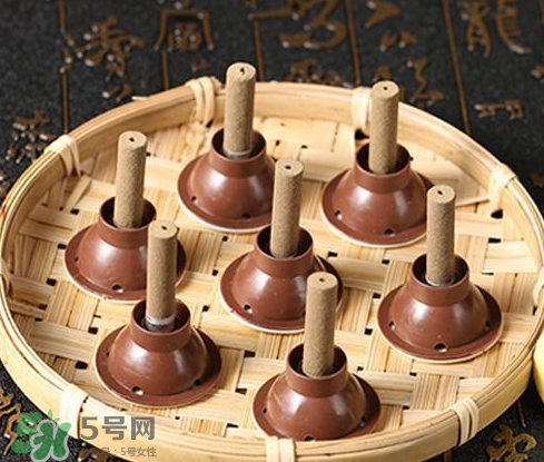 艾灸貼可以天天貼嗎？艾灸貼可以每天貼嗎？