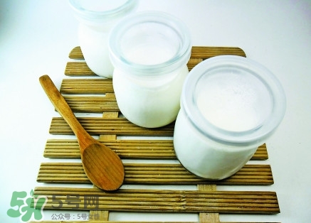 酸奶發(fā)酵菌哪種好？酸奶制作注意事項