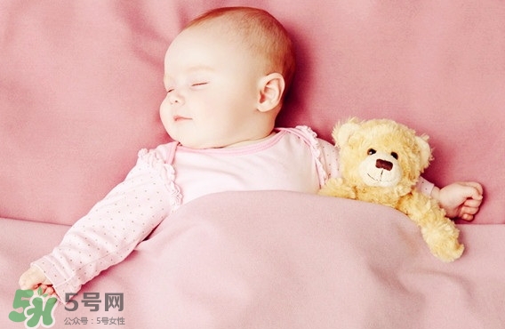 三伏灸小孩可以灸嗎？寶寶多大可以灸三伏灸？