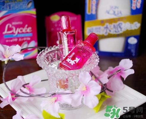 樂(lè)敦Lycee blanc櫻花眼藥水怎么樣？樂(lè)敦櫻花眼藥水價(jià)格