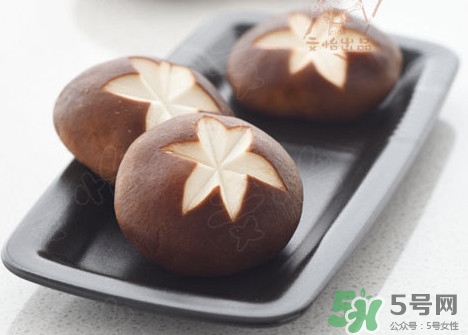 香菇怎么切十字？如何切出漂亮的香菇花兒