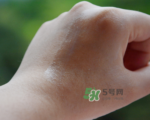 曼妮芬玫瑰身體乳怎么樣？曼妮芬玫瑰絲柔身體乳好用嗎？