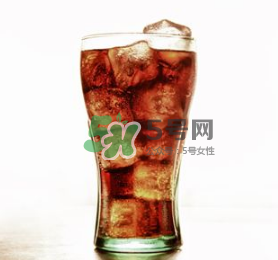 白酒加可樂(lè)是春藥？白酒加可樂(lè)喝了會(huì)怎樣？