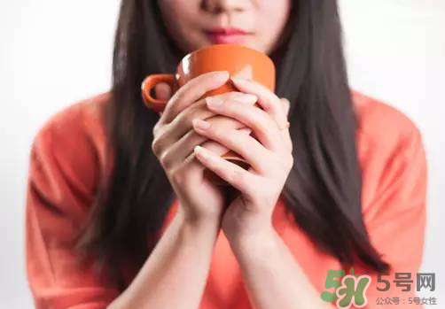 三伏天喝熱水能驅(qū)寒嗎？三伏天為什么喝熱水？