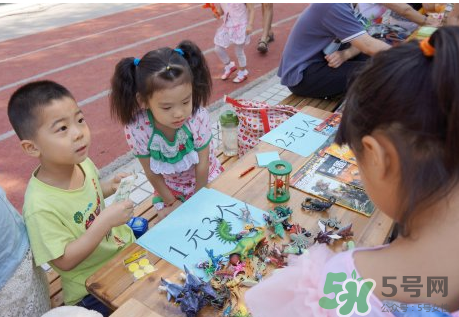 寶寶不去幼兒園怎么辦？寶寶不去幼兒園哭鬧怎么勸導(dǎo)？