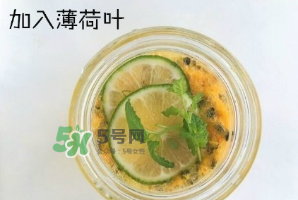 百香果養(yǎng)樂(lè)多好喝嗎？百香果養(yǎng)樂(lè)多怎么做？