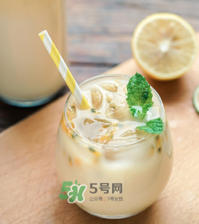 百香果養(yǎng)樂(lè)多好喝嗎？百香果養(yǎng)樂(lè)多怎么做？