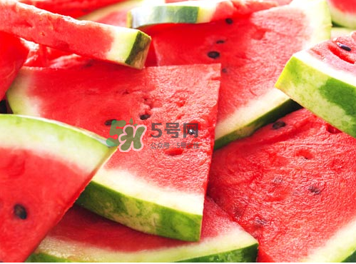 三伏天坐月子可以吃西瓜嗎？三伏天坐月子吃西瓜好嗎？
