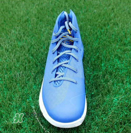 under armour curry 3zero上腳怎么樣？ua curry 3zero測(cè)評(píng)