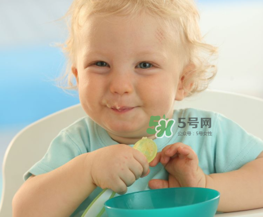 寶寶什么時(shí)候可以吃油？寶寶能吃油嗎？