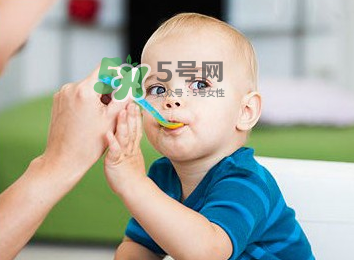 寶寶什么時(shí)候可以吃油？寶寶能吃油嗎？