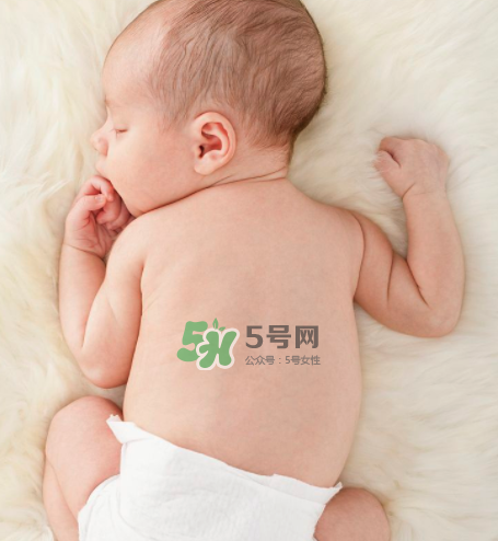 寶寶暑熱癥的癥狀 寶寶暑熱怎么辦？