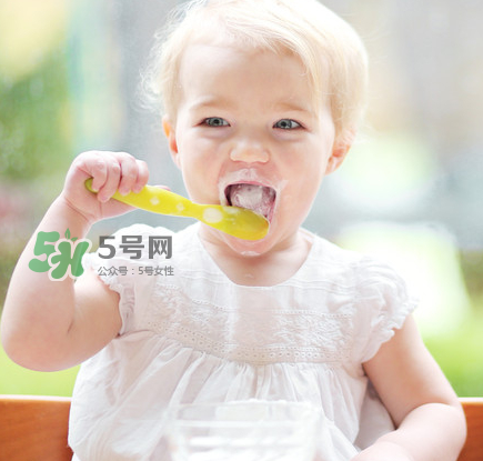 兒童多大可以吃鹽？兒童吃鹽的注意事項