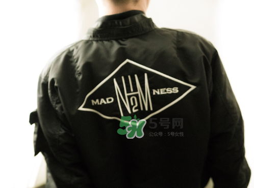 n.hoolywood與madness三周年聯(lián)名系列在哪買(mǎi)_什么時(shí)候發(fā)售？
