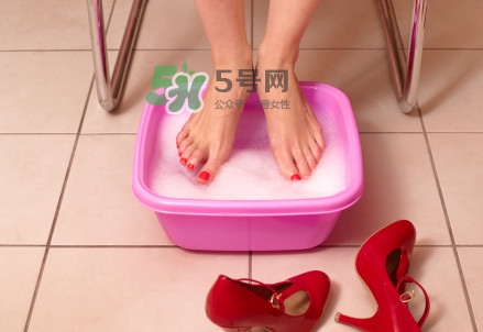 花椒不適合哪些人泡腳？女人用花椒水泡腳好嗎