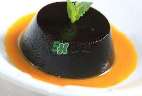 龜苓膏男人能吃嗎？龜苓膏吃多了會(huì)怎么樣