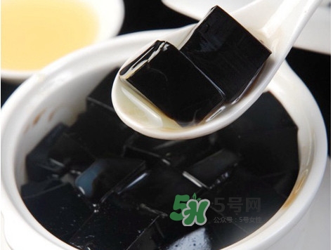 龜苓膏一天吃多少合適？龜苓膏一次吃多少克
