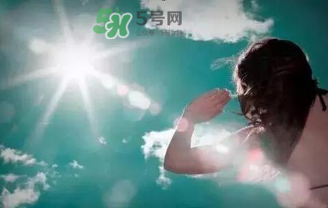 三伏天容易中暑嗎？三伏天怎么預(yù)防中暑？