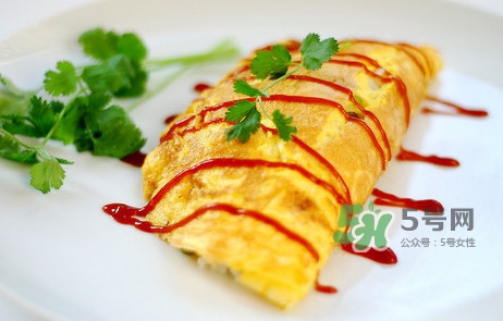 蛋包飯蛋皮需要加入什么？蛋包飯有什么營養(yǎng)