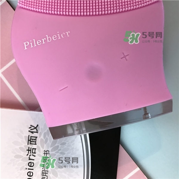 德國(guó)Pilerbeier派樂(lè)蓓和露娜潔面儀哪個(gè)好？有什么區(qū)別？